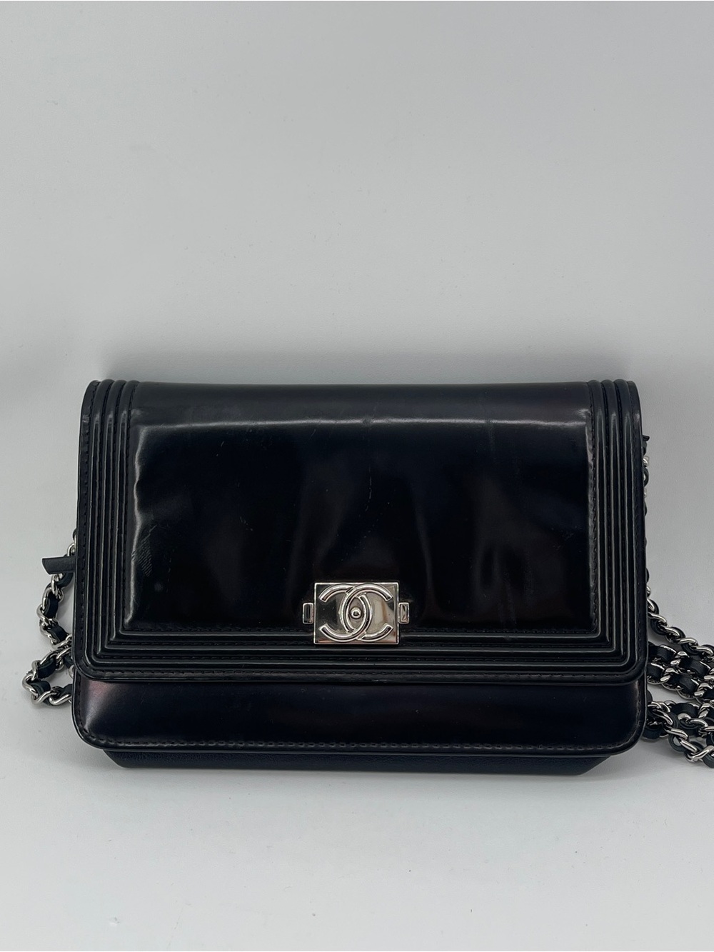 CHANEL Black Patent Leather Boy Flap Shoulder Bag with Silver-Tone Hardware